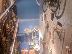 -84那年咖啡馆(李沧万达店)