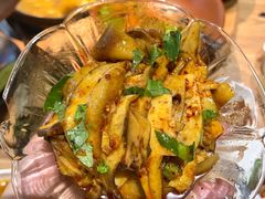 -一朵菌·野生菌探索家火锅(南亚店)