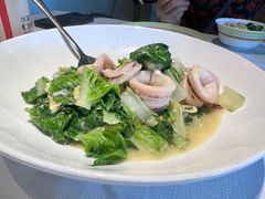 笔管鱼小白菜-开海·红岛海鲜虾水饺(石老人店)