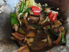 -芦茨金富饭庄·25年老字号·专做稻草鸡