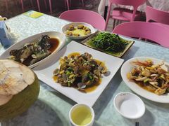 -范饭椰林川湘味海鲜·椰子鸡(三亚湾椰梦长廊店)