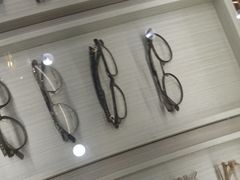 -无界眼镜MaxLess(南翔印象城店)
