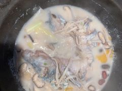 -鲜潭蒸汽石锅鱼(五道口购物中心店)