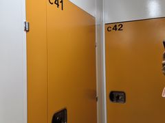 -安东易迷你仓自助寄存仓库(淞虹路店)