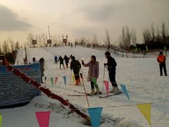 滑雪道-北京亚布洛尼朝阳公园滑雪场