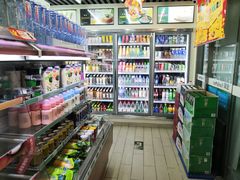 -全家便利店(东直门店)