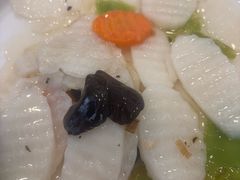 -今鲜源酒店·海鲜锅贴青岛菜(新湛路店)