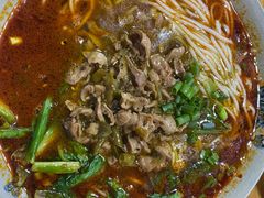 泡椒鸡杂米粉-丁丁猫重庆小面(徐州路店)