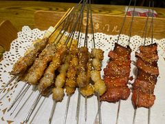 -聚串门儿·东北烧烤(信义坊店)