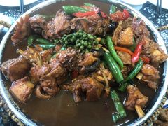 -八两八金·莱芜特色炒鸡(市南漳浦路店)