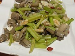 -超越海鲜屋(飞龙物业店)