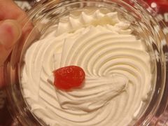 -红宝石·鲜奶小方·海派西点房(莘庄龙之梦店)