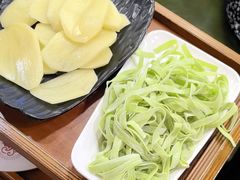 -土连锅·现熬养生汤锅(梁家巷店)