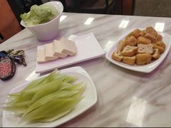 -彭记铁锅肥肠(东四总店)