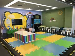 -北京鹏龙大道奔驰4S店(纪家庙店)