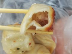 -黄阿姨锅贴大王(万航渡路店)