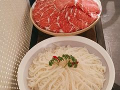 -尚尚仙·酸汤猪手·猪肚鸡火锅(华联万柳购物中心店)