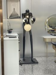 -Tloml salon