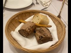 -塞纳河法国餐厅(意式风情街店)