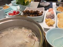 -润园四季椰子鸡火锅(南山海岸城店)