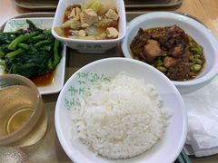 -老乡鸡(上海巴黎春天浦建店)