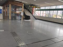 -漕溪路(地铁站)