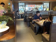 -左庭右院鲜牛肉火锅(浦江欢乐颂店)