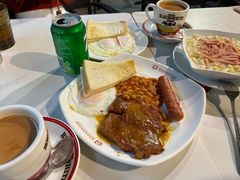 -香港新发烧腊茶餐厅(水围店)
