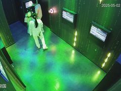 -bb boom运动闯关密室·聚会团建·家庭亲子(龙湖西溪天街店)