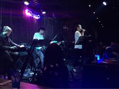 OhBar偶吧音乐酒吧-ohbar live house(人广店)