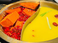 -小天鹅火锅·一线江景洪鼎旗舰店(洪崖洞店)