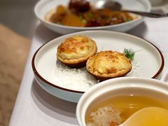 鲍鱼榴莲酥-北京厨房(SKP店)