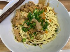 -王拐拐热干面·武汉三鲜豆皮(徐家汇店)