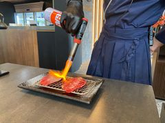 -铭牛烧肉·和牛海鲜自助(高新月牙湖店)