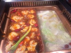 -老牌坊云南鱼豆花火锅(嵩山店)
