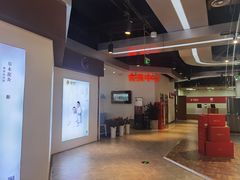 -王府井百货熙地港店