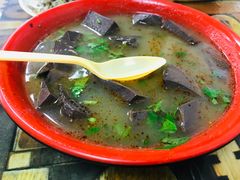 -春雨羊汤店(广开四马路总店)