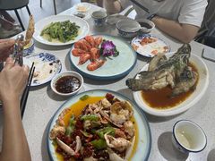 -锦里海景海鲜餐厅.三亚老字号(亚龙湾中心广场店)
