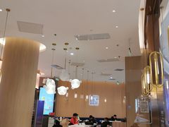 大堂-奈雪的茶(青岛卓悦里INTOWN店)