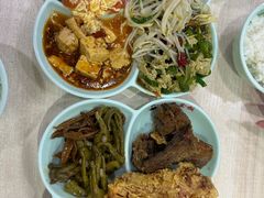 -晓宇盒饭(民安街店)