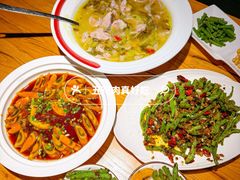 -小三峡食府(西五路店)