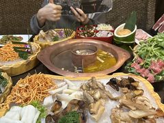 -滇釜火锅·能喝汤的火锅(车公庄店)