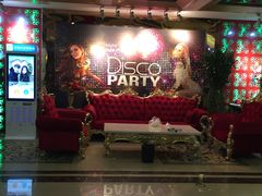 -音皇乐友汇量贩式KTV