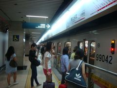 -锦江乐园(地铁站)