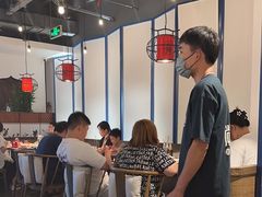 -尚尚仙·酸汤猪手·猪肚鸡火锅(华联万柳购物中心店)