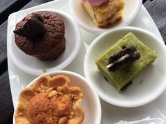 -三亚湾海居铂尔曼度假酒店