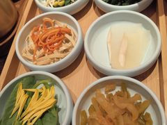 -银米·云南传统过桥米线(双廊黑金冠店)