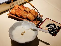 -蟹主隆恩.炙烤海鲜虾蟹馆(梅溪湖店)