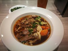 -康师傅私房牛肉面(马泉营奥莱店)