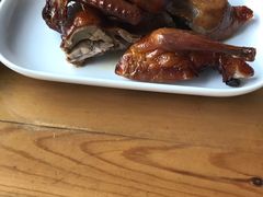 红烧乳鸽-崖口煲仔饭